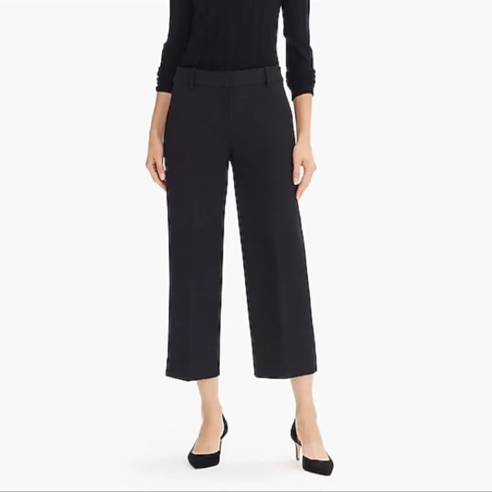 J Crew Black High Rise Crop Peyton Pant in Four Way Stretch EUC Size 4
